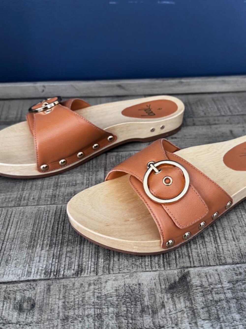 Beek Leather Wooden Slide Sandals, Size 6, Tan,Excellent Condition, Minimal Wear - Picture 4 of 10
